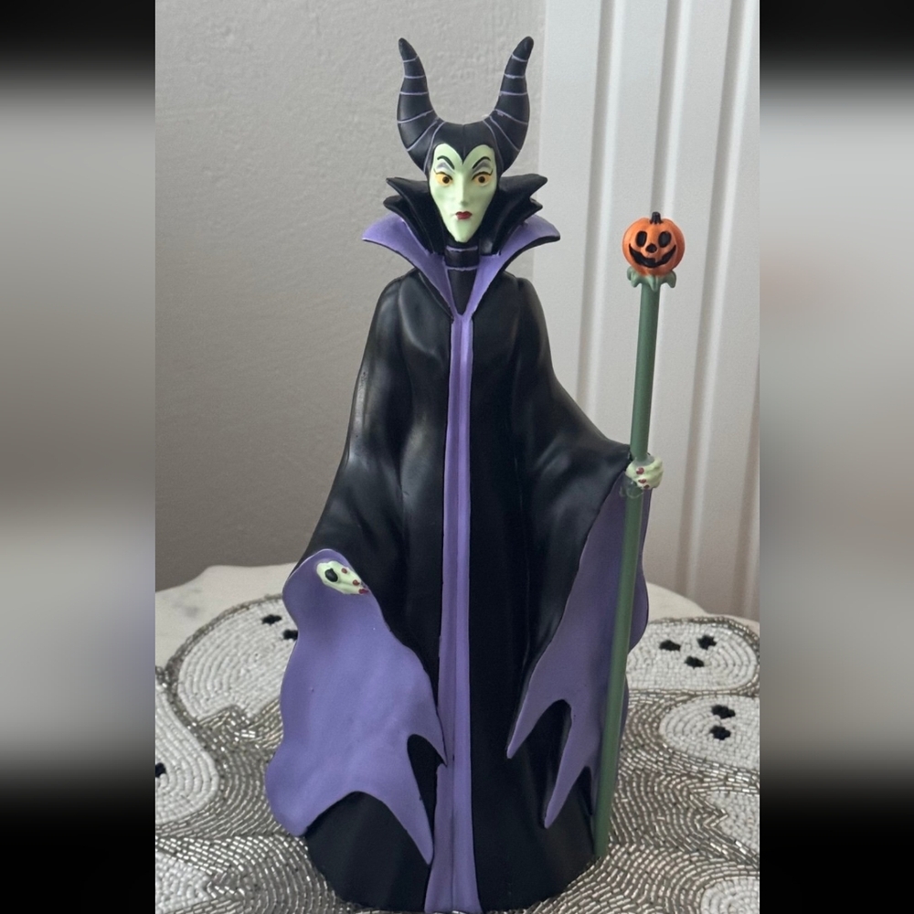 Maleficent Figurine Halloween  with Staff, With Pumpkin 🎃/NWT
